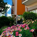 Готель Olympic Діано-Марина