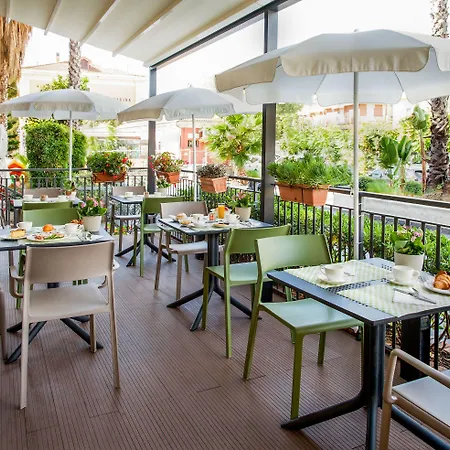 奥林匹克酒店 迪亚诺马里纳