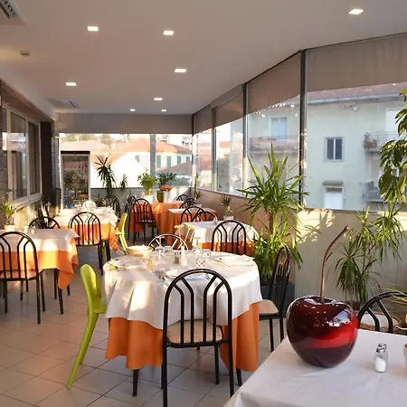 奥林匹克酒店 迪亚诺马里纳