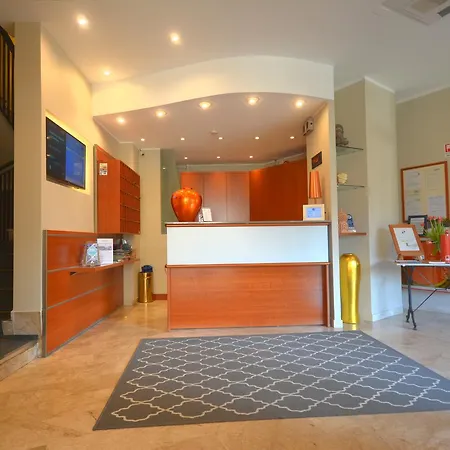 奥林匹克酒店 3* 迪亚诺马里纳