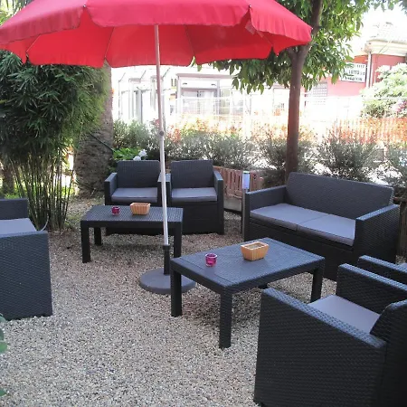 奥林匹克酒店 3* 迪亚诺马里纳